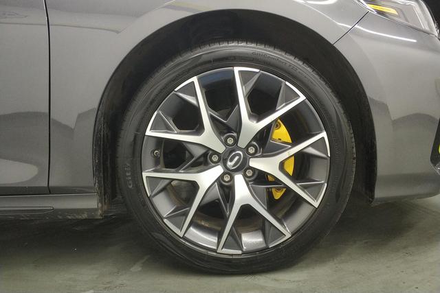 GAC Trumpchi Shadow Leopard id 3781999 из Китая 9