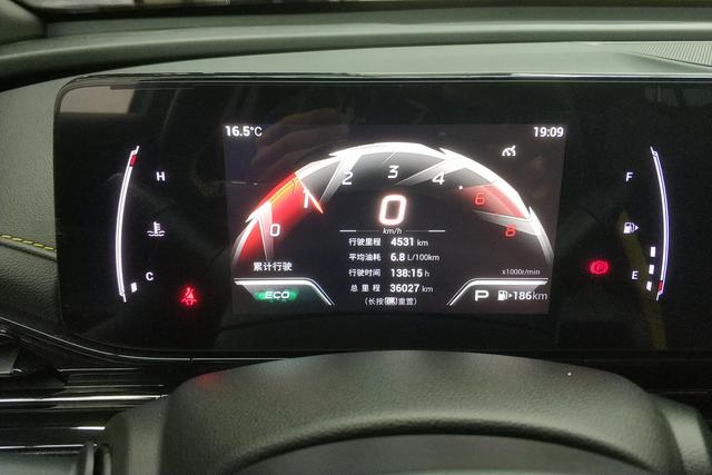 GAC Trumpchi Shadow Leopard id 3781999 из Китая 16