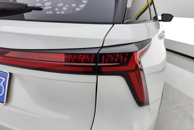 Chang'an CS75 PLUS 2022 Белый из Китая, фото 6