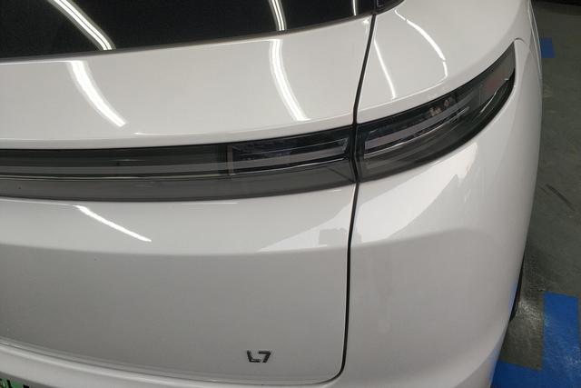 Ideal car Ideal L7 2023 Белый из Китая, фото 6