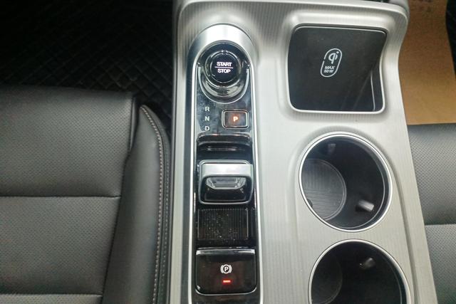 GAC Trumpchi Trumpchi E8 2024 Белый из Китая