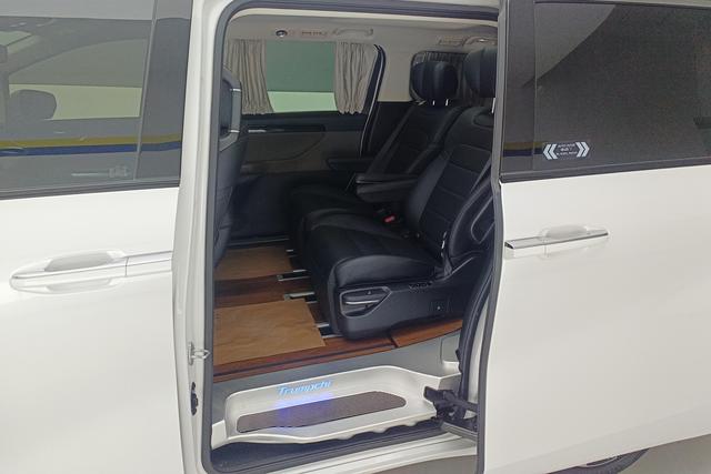 GAC Trumpchi Trumpchi E8 2024 Белый из Китая, фото 6