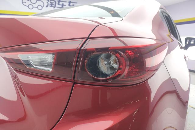 Mazda 3 Axela 2017 — фото 5