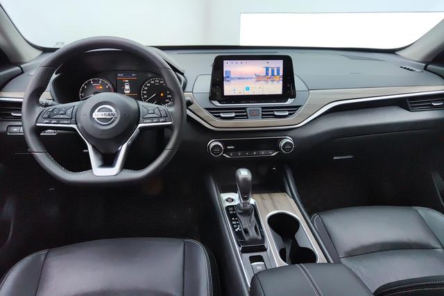 Nissan Teana 2021 2.0 L XL — фото 12