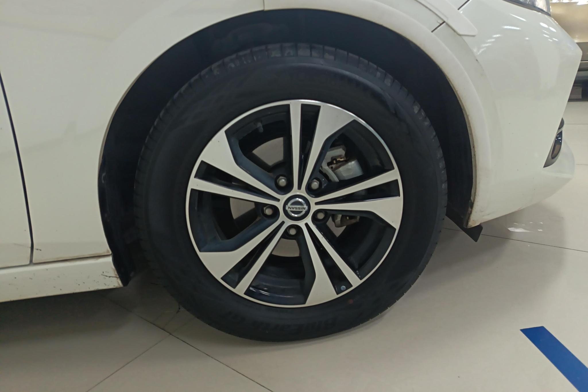 Nissan Sylphy 2022 1.6L XL CVT Enjoy