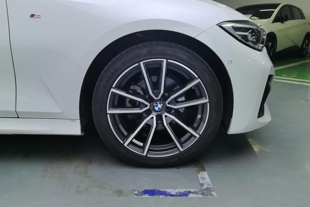 BMW 3 series id 3784645 из Китая 11