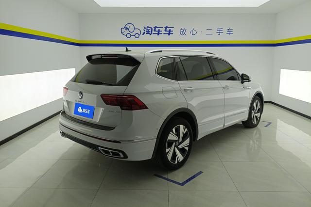 Volkswagen Tiguan L 2023 — фото 3