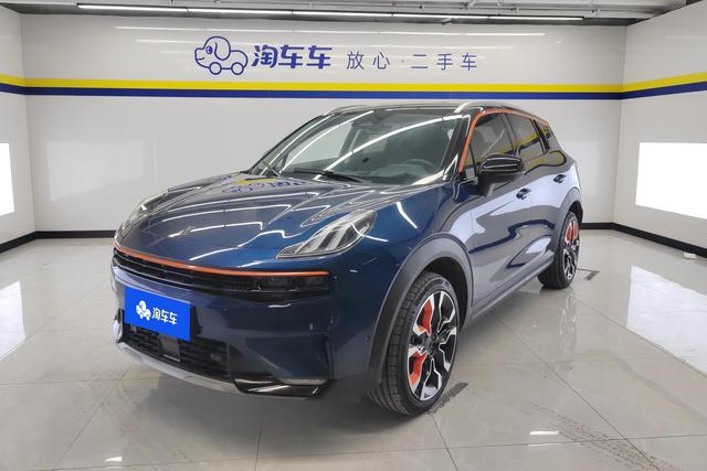 Lynk & Co 06 2020 1.5 T Halo