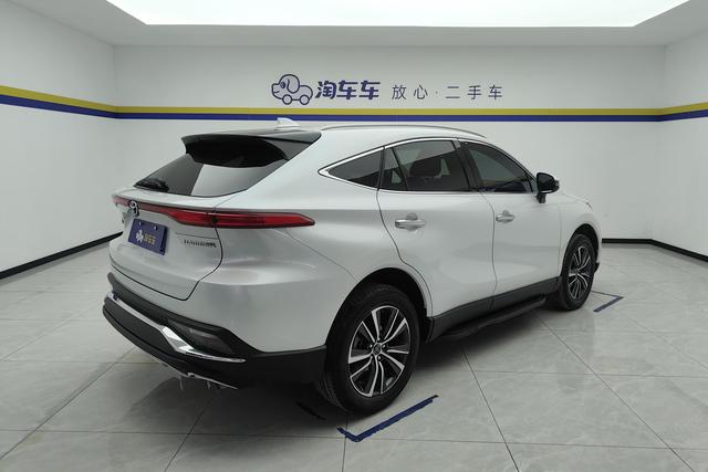 Toyota HARRIER 2022 2.0 L CVT 2 WD — фото 3