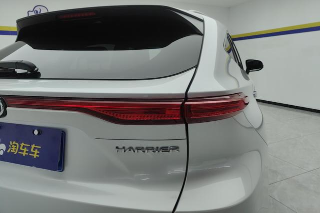 Toyota HARRIER 2022 2.0 L CVT 2 WD — фото 5