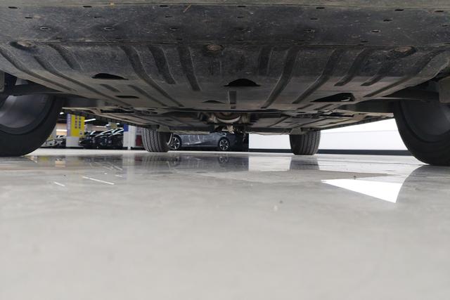 Lynk 02 2020 Темно-серый из Китая, фото 4