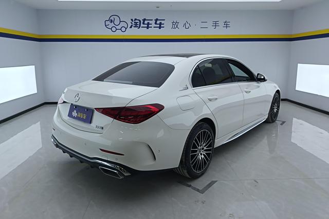 Mercedes Benz C-Class 2023 — фото 3