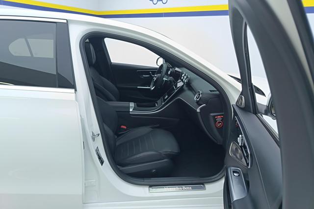 Mercedes Benz C-Class 2023 — фото 17