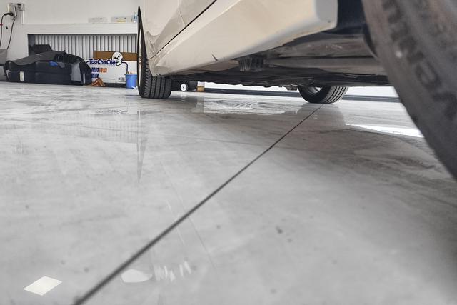 BMW 1 series id 3840963 из Китая 8