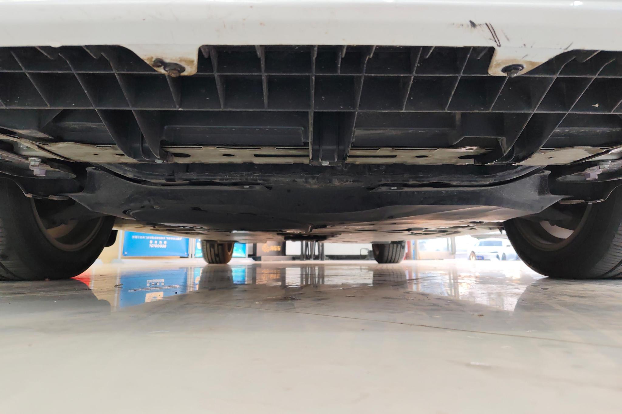 Toyota Camry 2019 2.0G Luxury