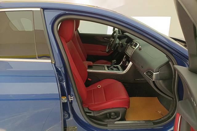 Jaguar XEL 2022 Синий из Китая, фото 5