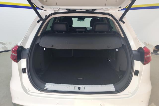 Red flag HS5 2020 Белый из Китая