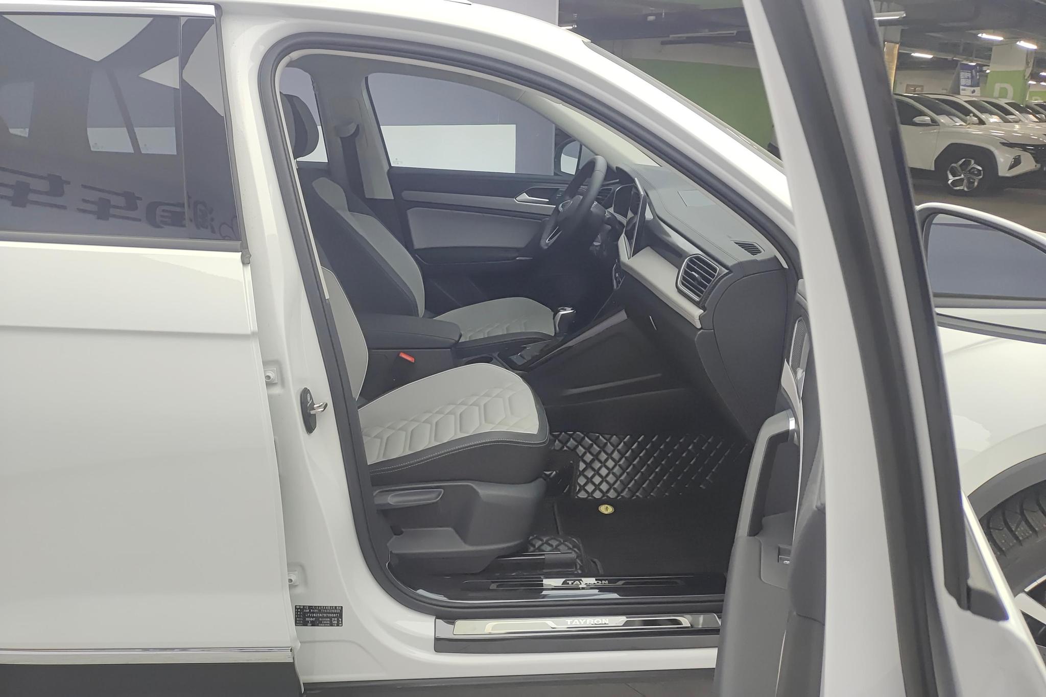 Volkswagen Tayron 2026 3000 300TSI (2026.3