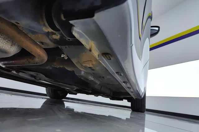 Roewe i5 id 3840702 из Китая 15