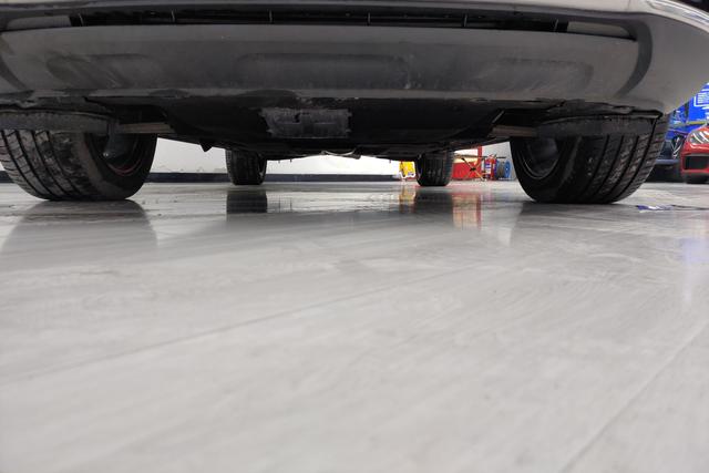 Red flag HS5 id 3768814 из Китая 7