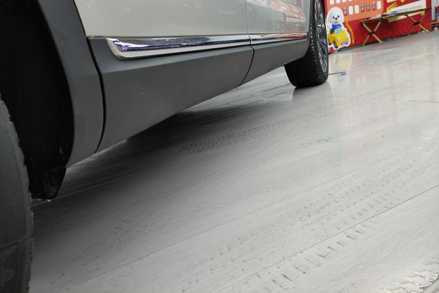 Red flag HS5 id 3768814 из Китая 9