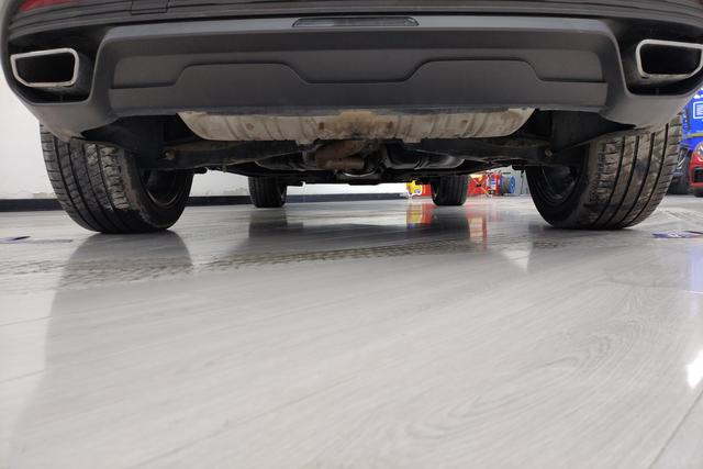 Red flag HS5 id 3768814 из Китая 13