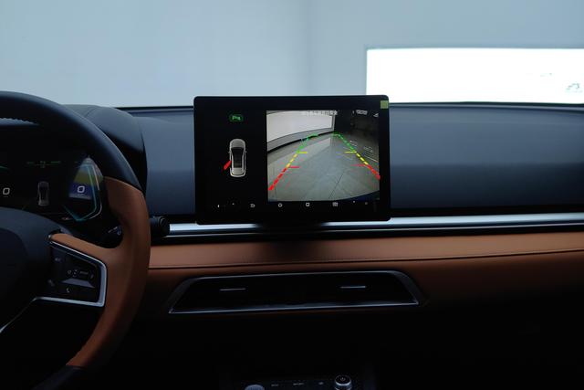 BYD e2 2020 — фото 13