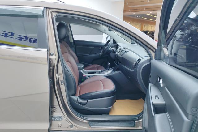 KIA Sportage 2015 — фото 16