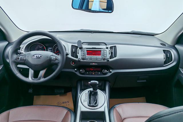 KIA Sportage 2015 — фото 11