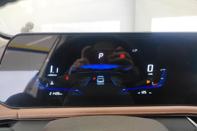 Pentium B70 2025 Белый из Китая, фото 3