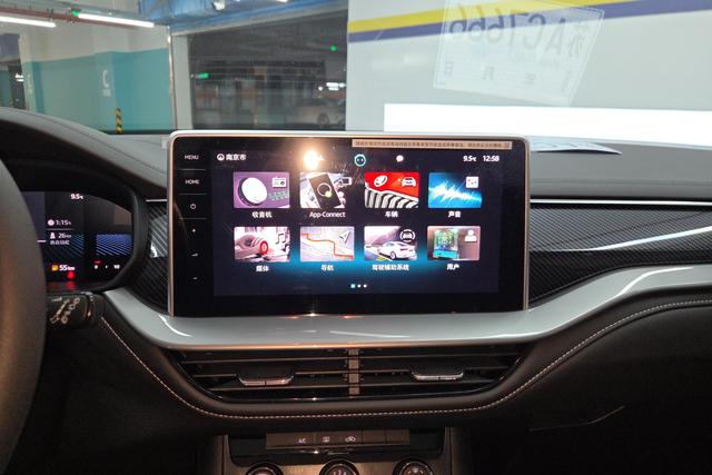 Skoda Kodiak 2024 Белый из Китая, фото 4