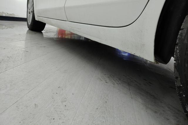 Buick Yinglang id 3824736 из Китая 15