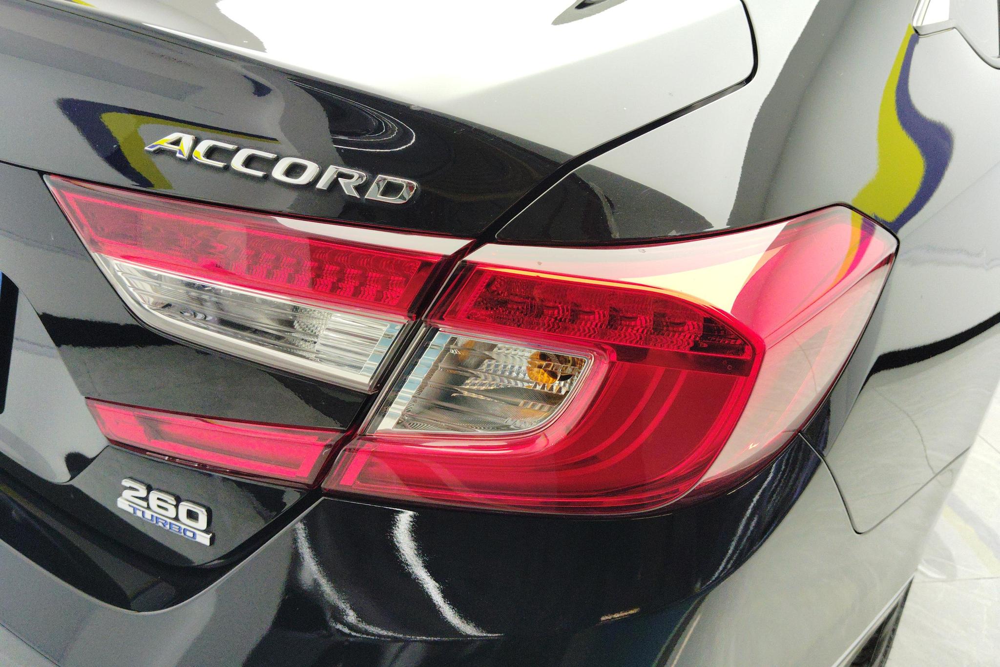 Honda Accord 2018 260TURBO Elite VI