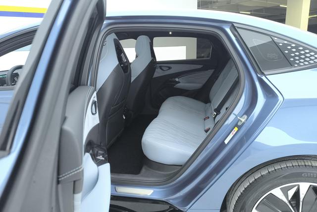 BYD Seal 2022 — фото 16