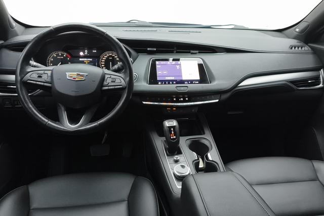 Cadillac XT4 2018 — фото 13