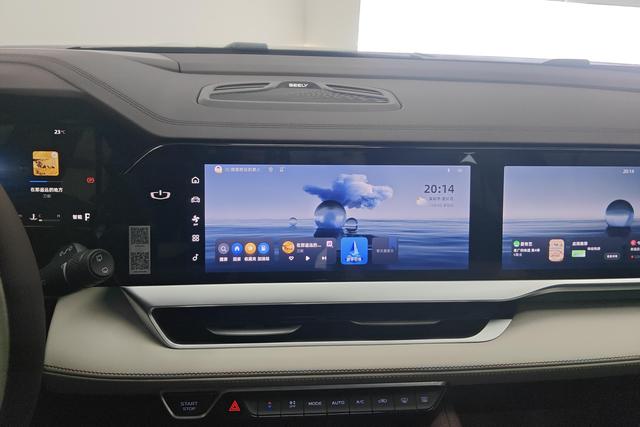 Geely Automobile Xingyue L 2024 Темно-серый из Китая, фото 2