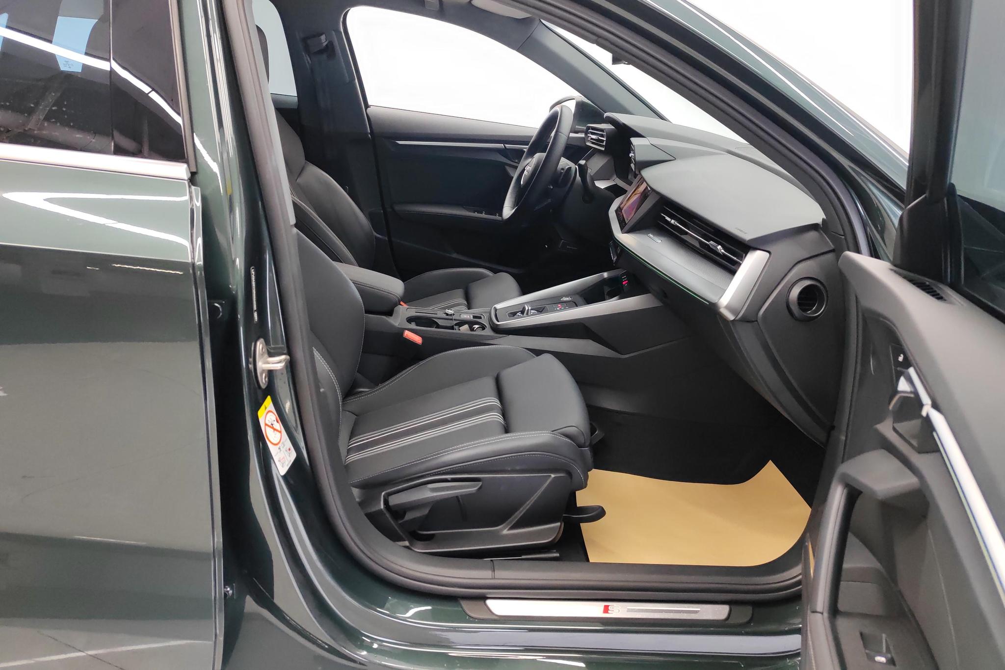 Audi A3 2024 A3L Limousine 35 TFSI Fashion Sport