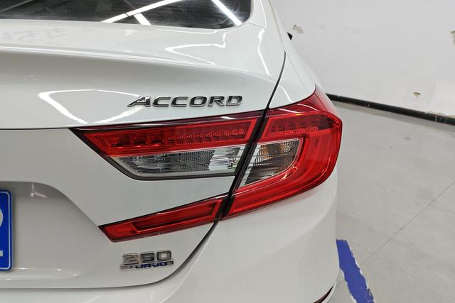 Honda Accord 2018 260 TURBO VI — фото 5