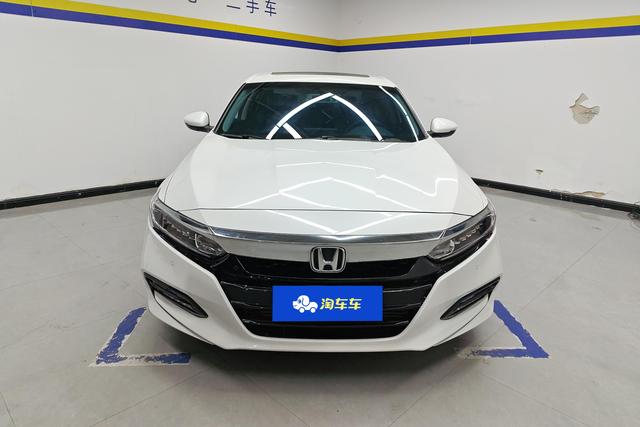 Honda Accord 2018 260 TURBO VI — фото 2