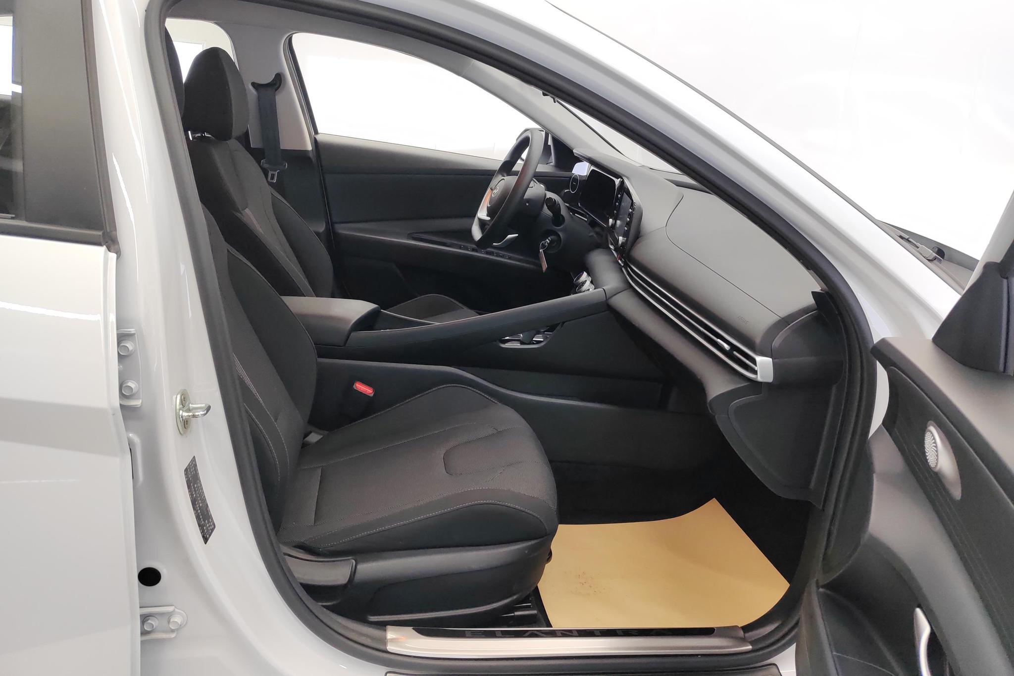 Hyundai Elantra 2023 1.5L CVT GLS Lead