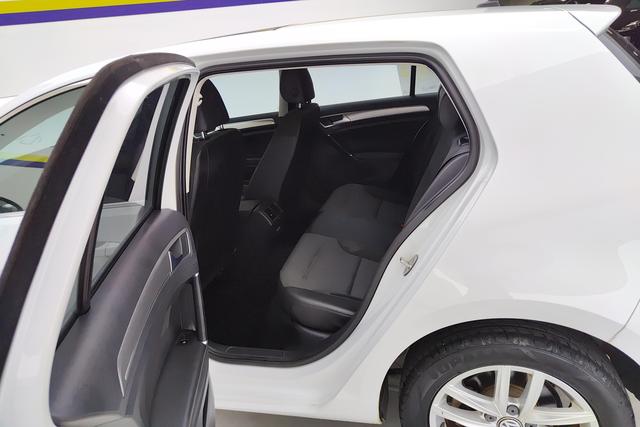 Volkswagen Golf 2019 Белый из Китая, фото 6