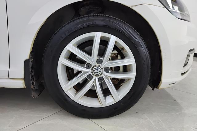 Volkswagen Golf id 3840695 из Китая 16