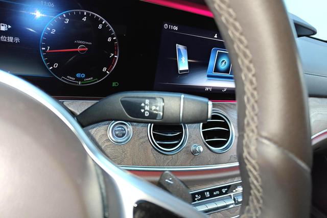 Mercedes Benz E-Class 2020 — фото 14
