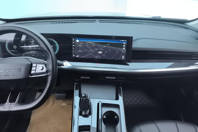 Roewe RX5 MAX 2022 — фото 10