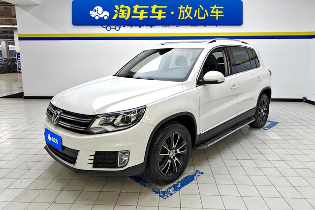 Volkswagen Tuguan 2015 — фото 1