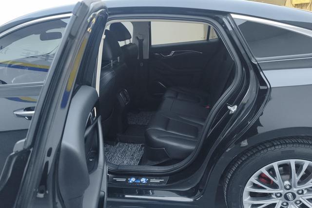 Bestune Pentium B70 2021 — фото 16