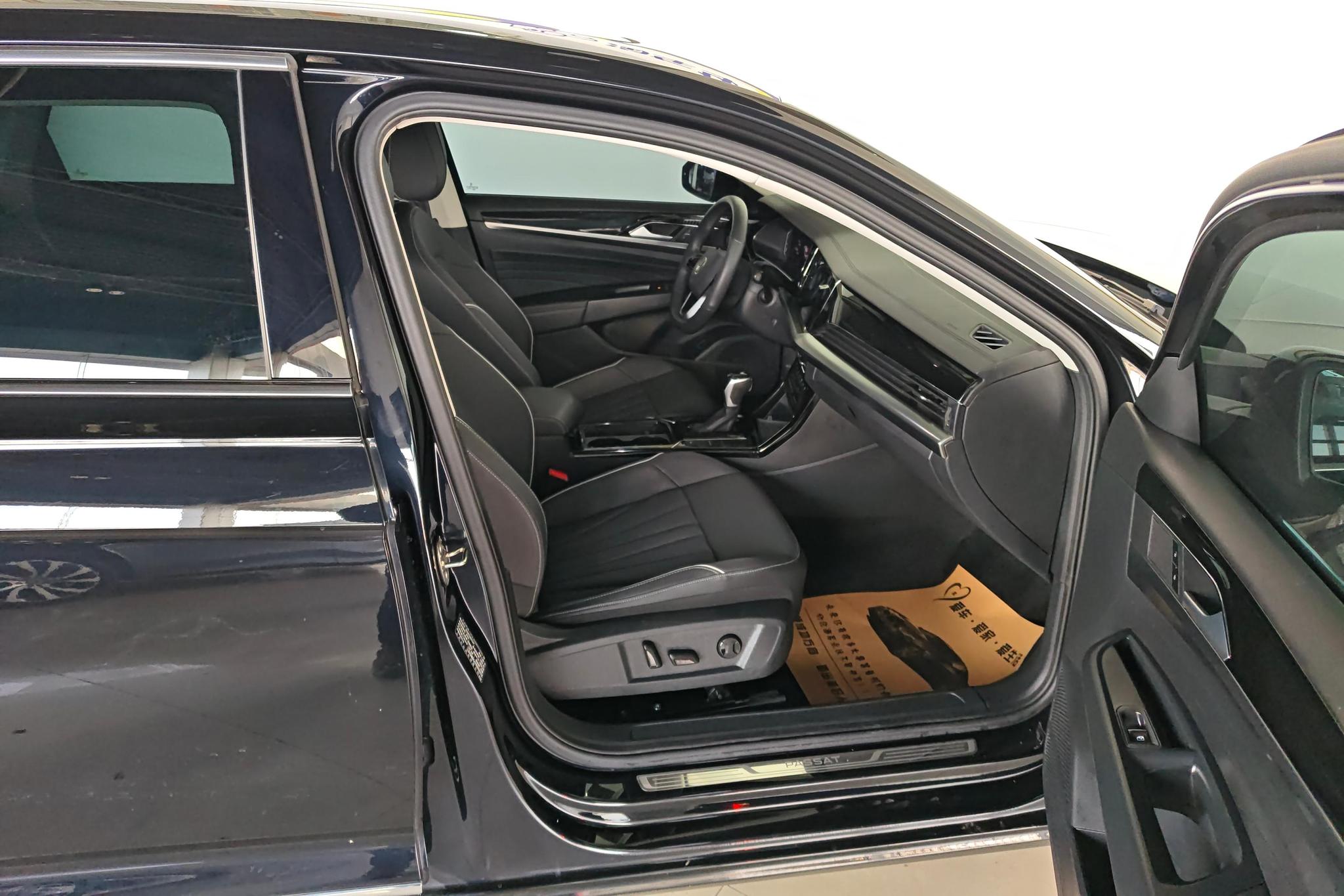 Volkswagen Passat 2024 330TSI Elite
