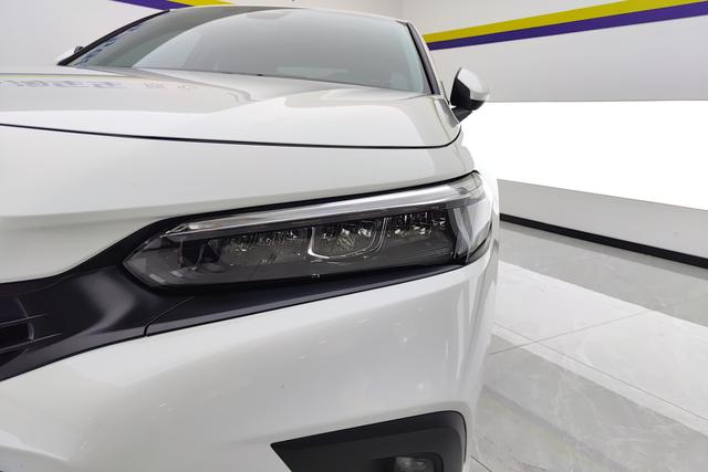 Honda Civic id 3840624 из Китая 7