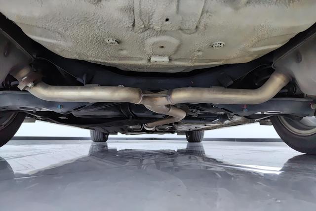 Honda Civic id 3840624 из Китая 14