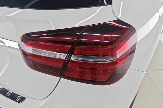 Mercedes Benz GLA 2018 — фото 5